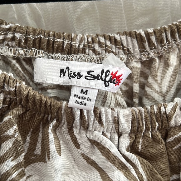 Miss Selfie Off the Shoulder Top | Size Medium | Crop Top | Summer Top - Picture 3 of 4